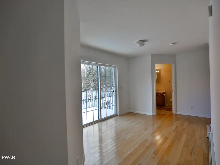 110 Stallion Dr — Photo 30