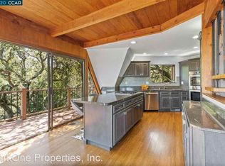 3361 Woodview Dr, Lafayette, CA 94549