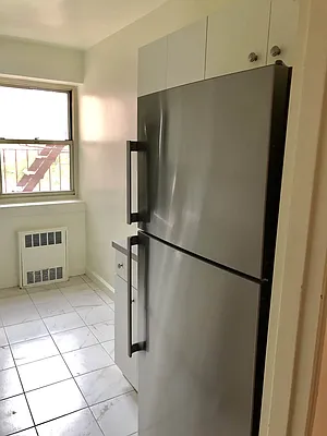 Rented by Contact Realty | media 3