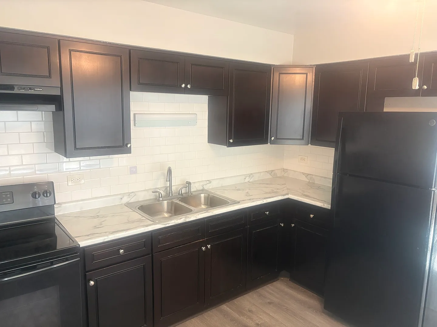 2 bed, 800 sqft, $1,550 — Photo 4
