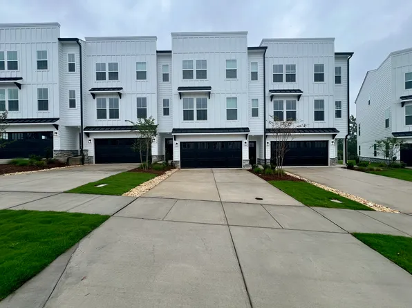 2132 Barrowcliffe Dr NW #1, Concord, NC 28027