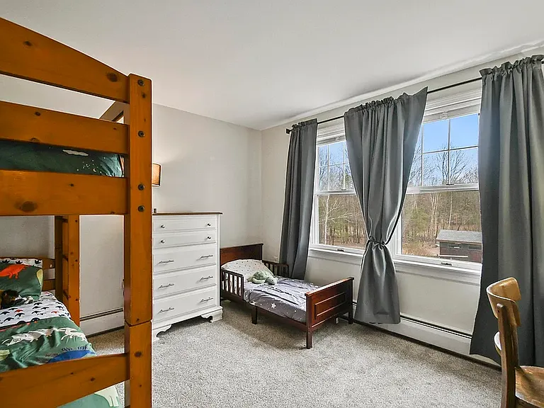 28 South Rd — Photo 12