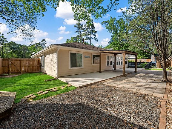 5th image of 21893 Pinewilde Ct