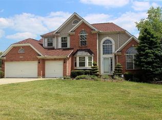 8052 Quail Meadow Ln, West Chester, OH 45069