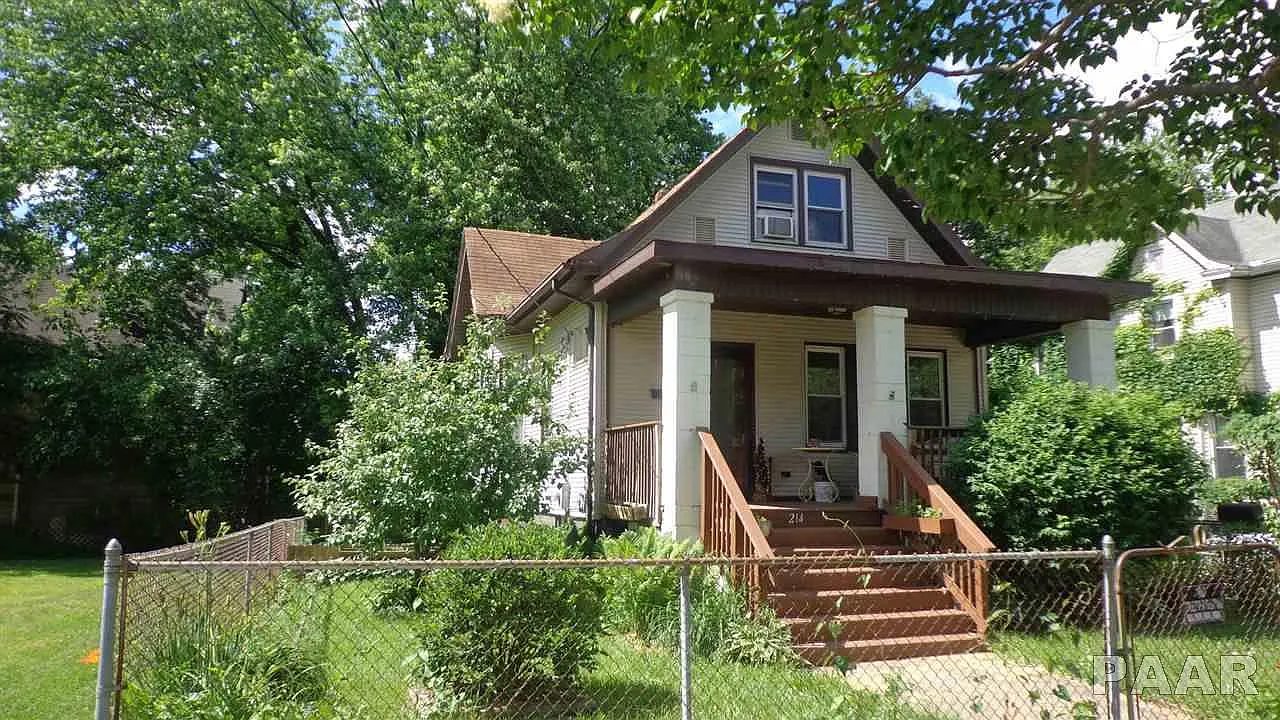 214 E Arcadia Ave photo 1