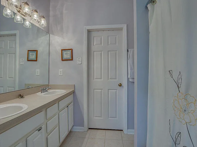 632 Crystal Way — Photo 17