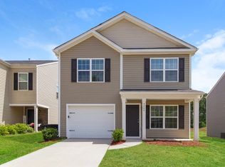 4446 Oak Pointe Dr, Winston Salem, NC 27105