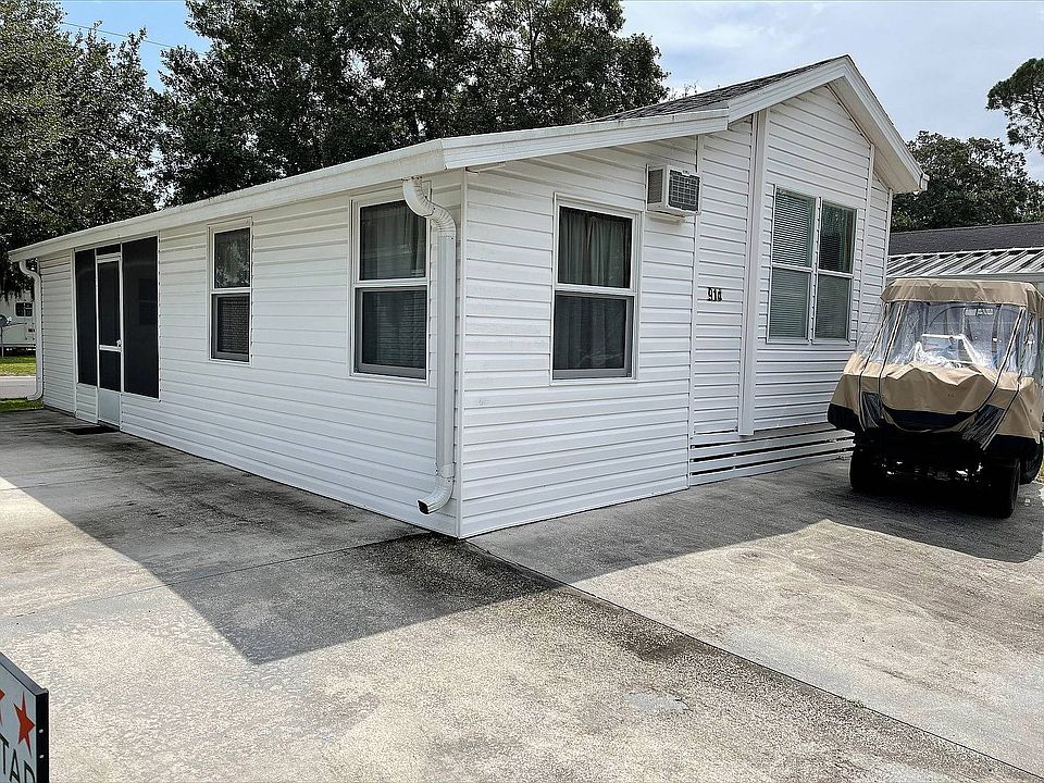 1st image of 914 Savanna Dr
