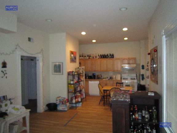 3rd image of 197 Green St #16J