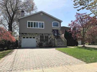 224 Washington Pl, Hasbrouck Heights, NJ 07604