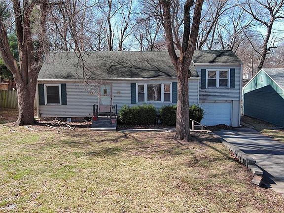 3rd image of 7400 Springfield St