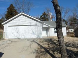 5010 Orchard Ln, Merriam Woods Village, MO 65740