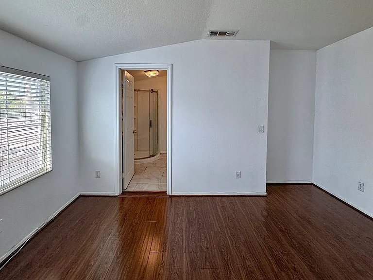 7637 Tuscany Pl — Photo 22