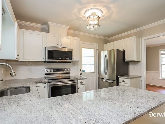 3rd image of 3225 Arden Branch Ln