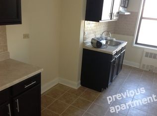 323 E 9th St #3, Brooklyn, NY 11218