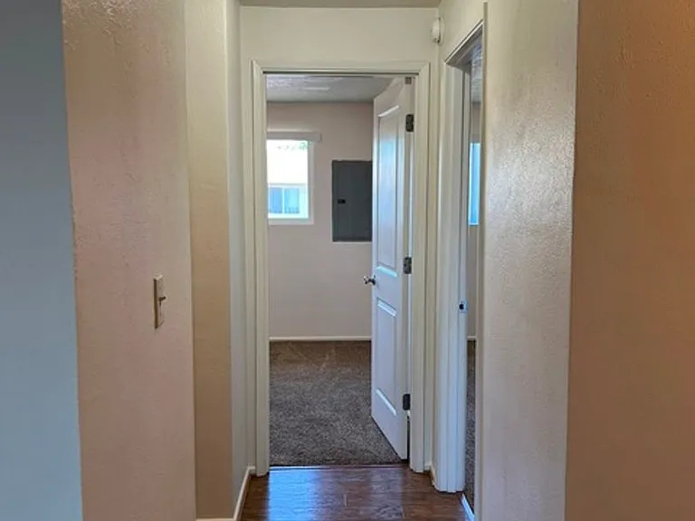 1125 Wyatt Ave — Photo 27
