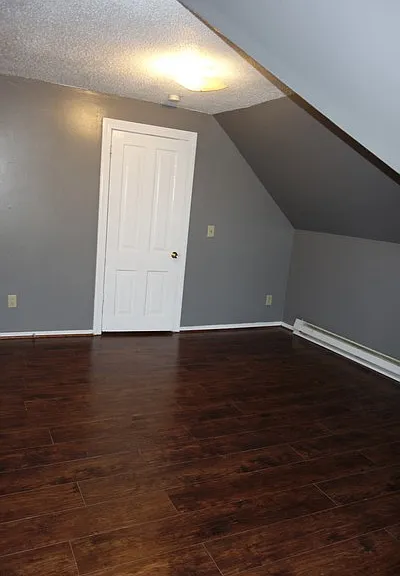 90 Winifred St W — Photo 20