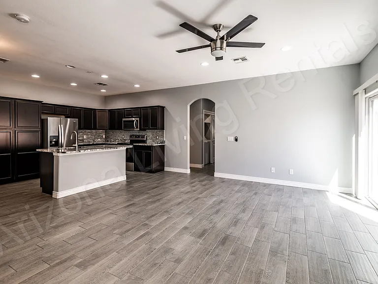 733 Pala Mesa Dr — Photo 8
