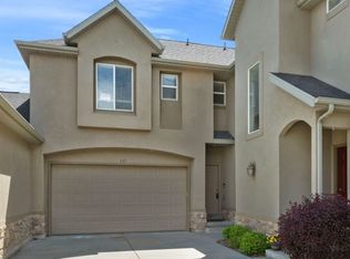 10812 S Wyngate Park Dr, South Jordan, UT 84095