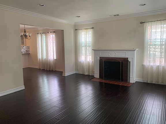 4th image of 3778 E Green St