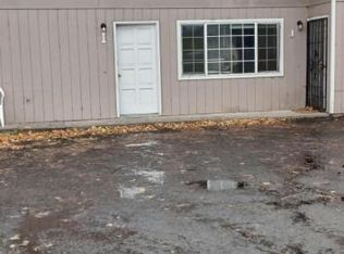 1215 E Main St #I, Medford, OR 97504