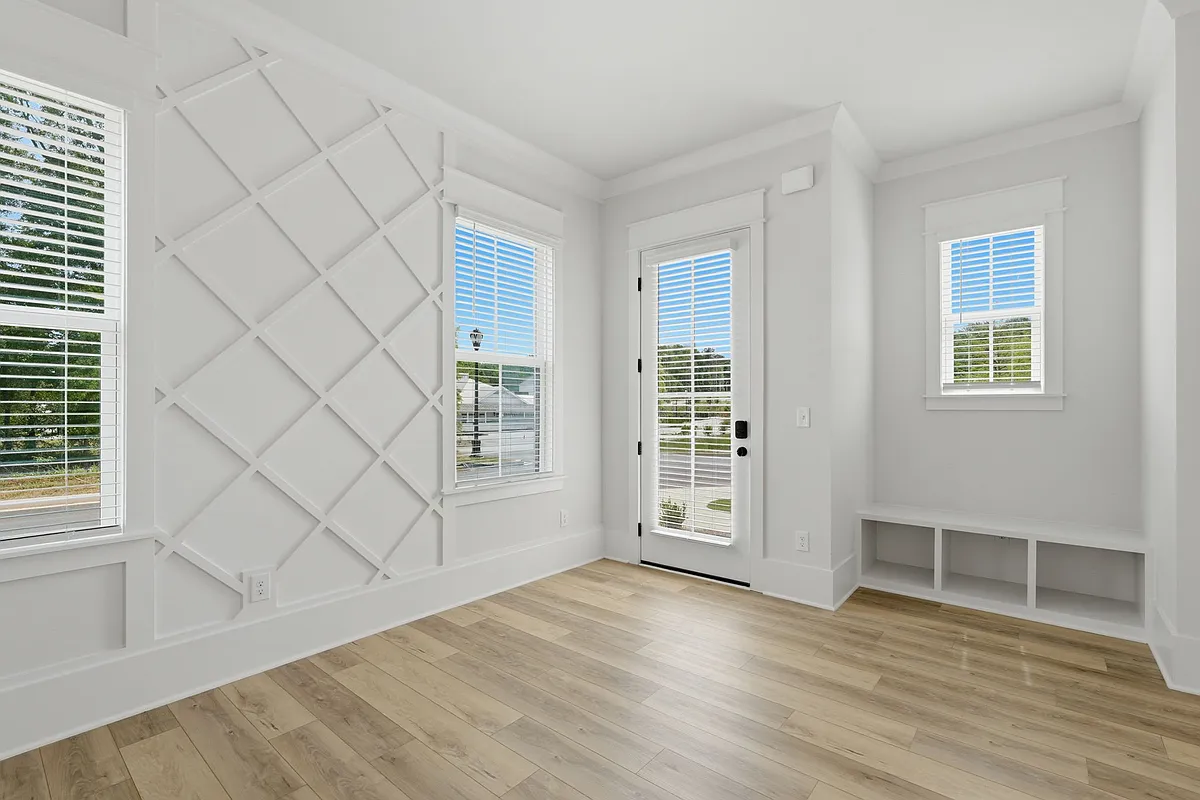 Entry - 331 Orchid St