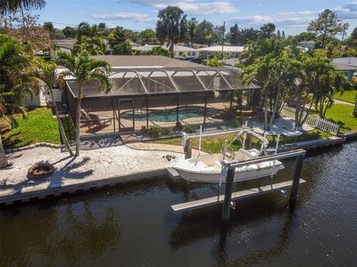 9471 Treasure Ln NE, Saint Petersburg, FL, 33702