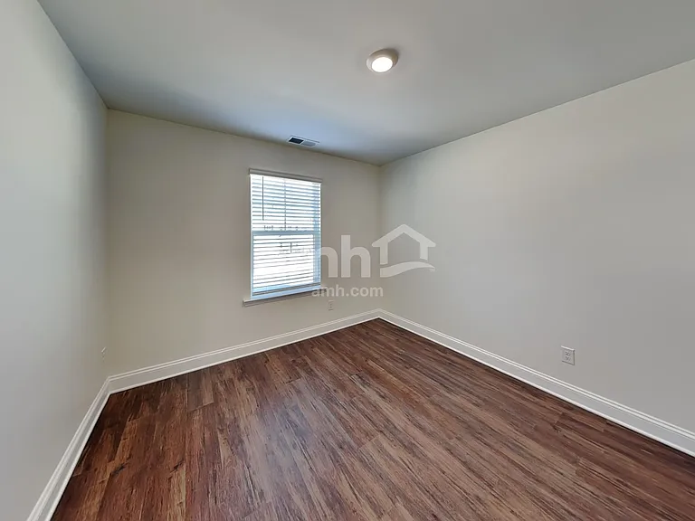 630 Rivermist Dr — Photo 27