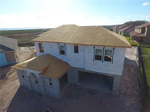 3rd image of 2704 Sail Creek Ct