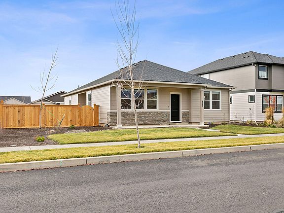 3rd image of 1278 NE Boxcar Dr