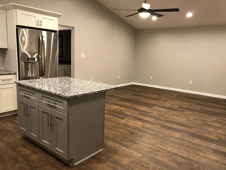 207 Rogers Ave — Photo 16