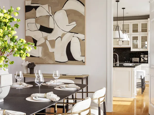 15 Central Park West image 13 of 29