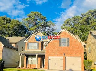 690 Summerstone Ln, Lawrenceville, GA 30044