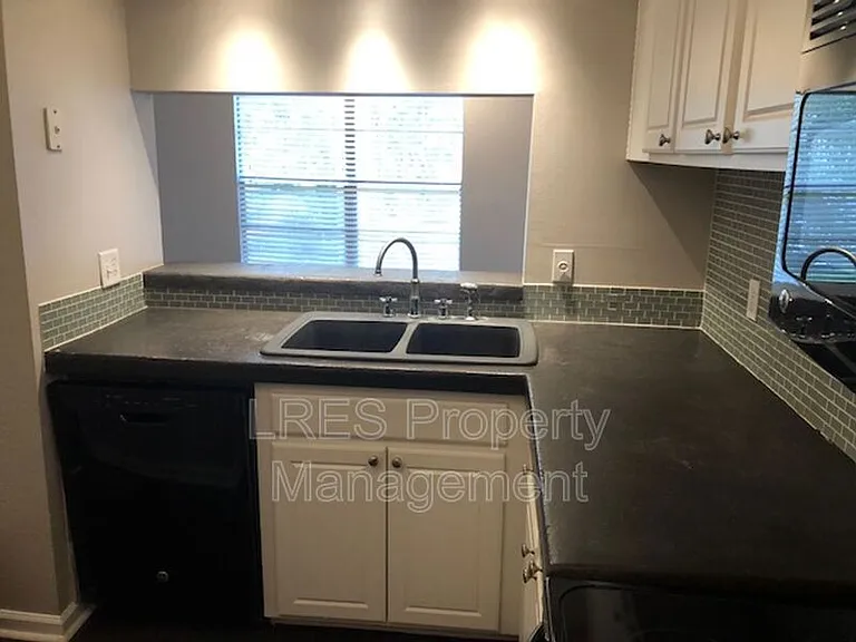 1406 Northlake Dr #1406 — Photo 23