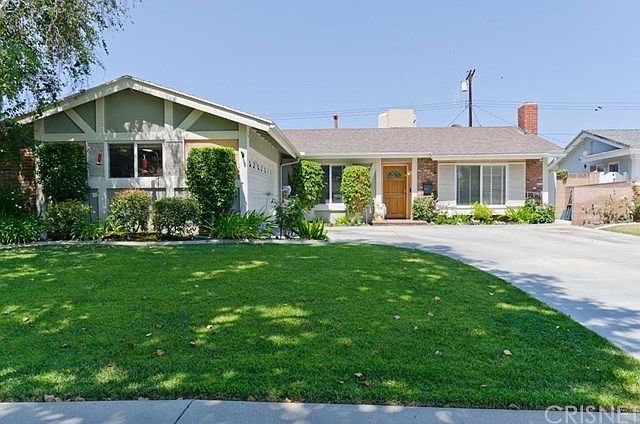 1st image of 7943 Vicky Ave