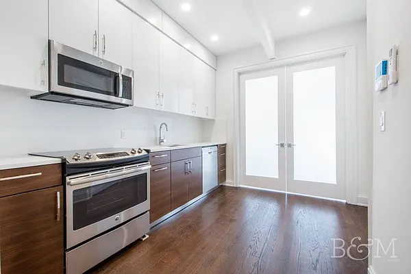 Rented by Brick&Mortar | media 47
