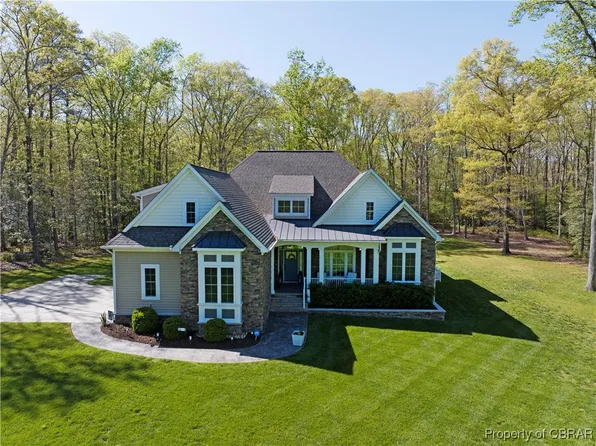11258 Bayport Lndg, Gloucester, VA 23061