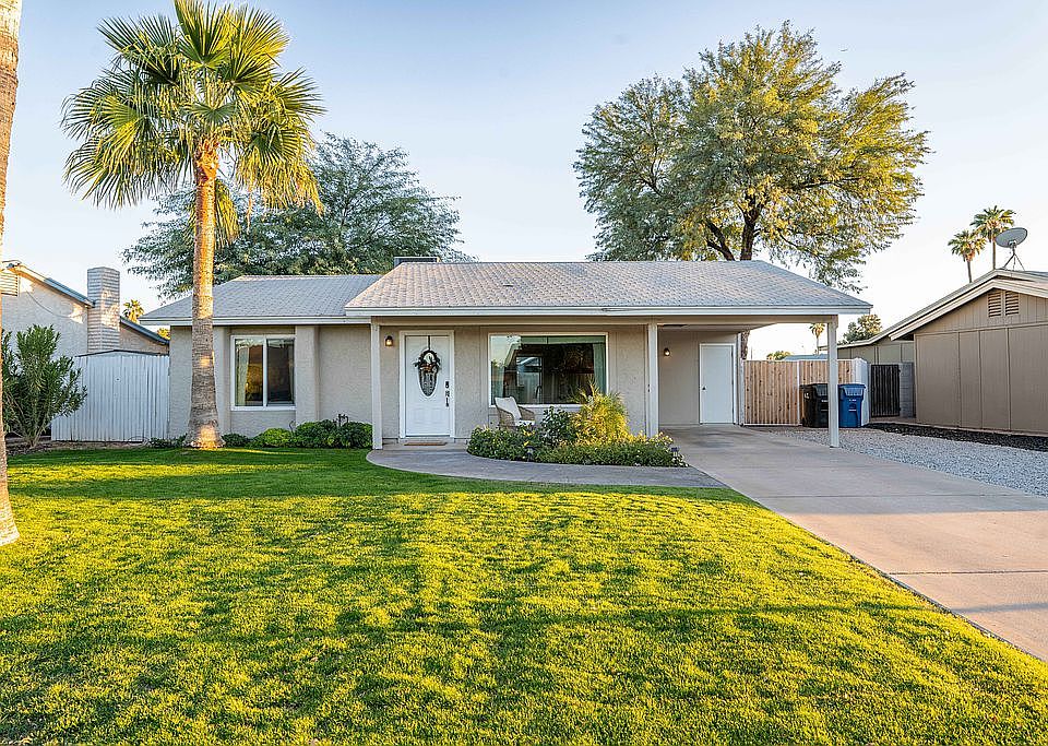 1st image of 2113 W Garden Dr