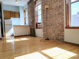 31-36 30th St #4, Astoria, NY 11106