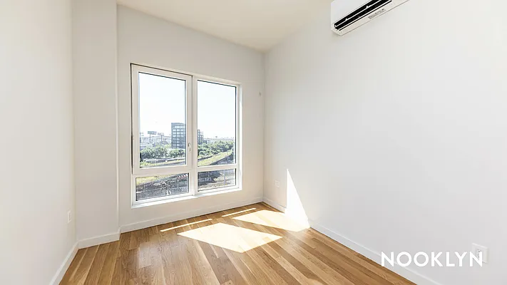 Rented by Nooklyn NYC LLC | media 95