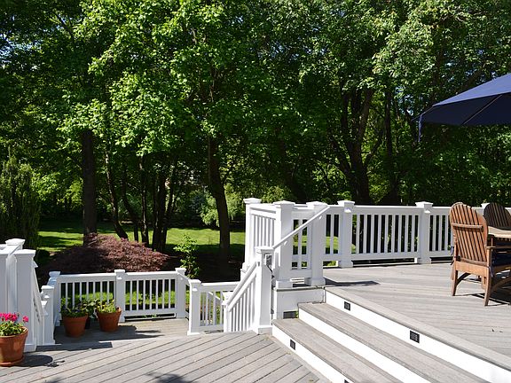 3rd image of 10809 Tradewind Dr