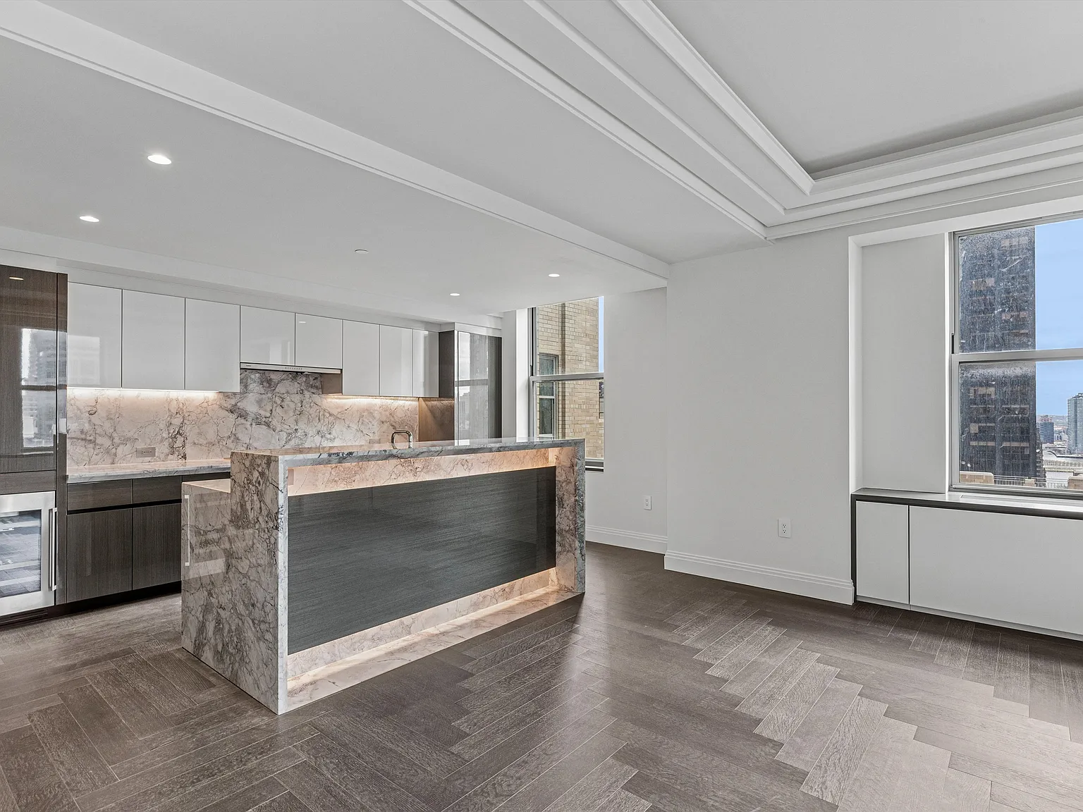 303 Park Avenue — Photo 2