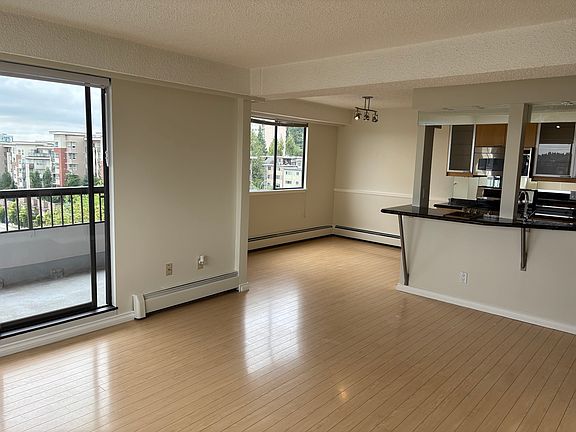 3rd image of 209 Carnarvon St #803