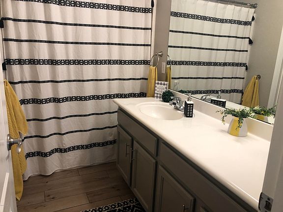 4th image of 17308 W Marshall Ln