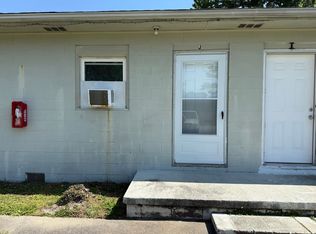 165 Lakewood Dr APT J, Jacksonville, NC 28546