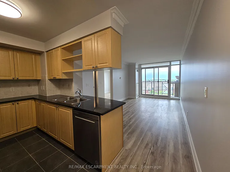 2391 Central Park Dr #612 — Photo 6