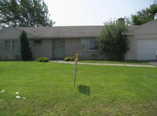 3876 N Ridge Rd, Lockport, NY 14094