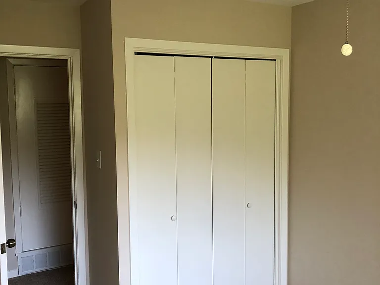 6806 Lexington Rd #B — Photo 12