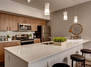 Samm, Sammamish, WA 98074