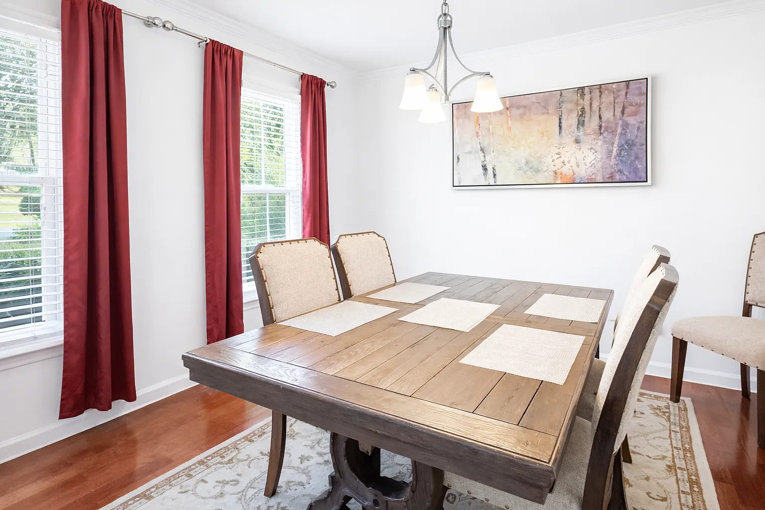3 bed, 1900 sqft, $3,500 — Photo 3